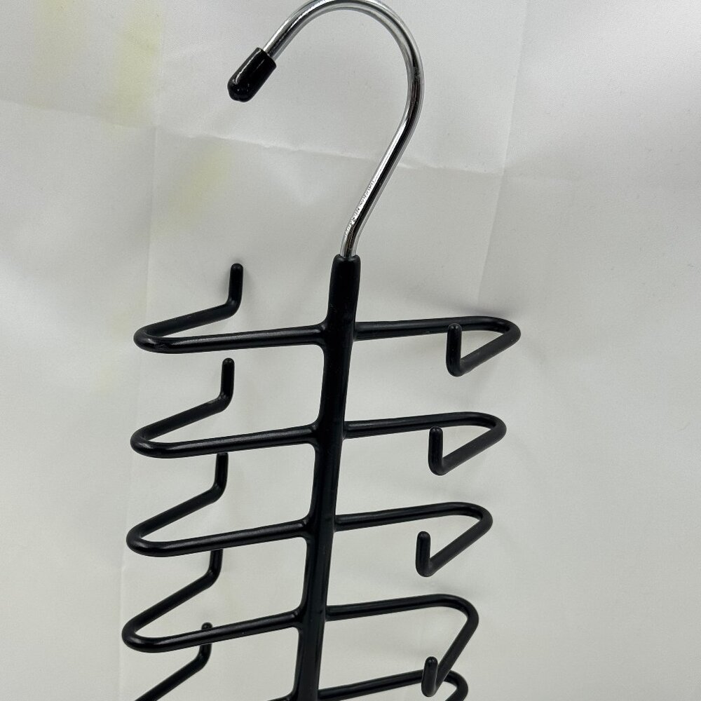 Tie Belt Scarf Rack Hanger Organizer Metal Rubber Coated for 12+ Ties + 1 Hook